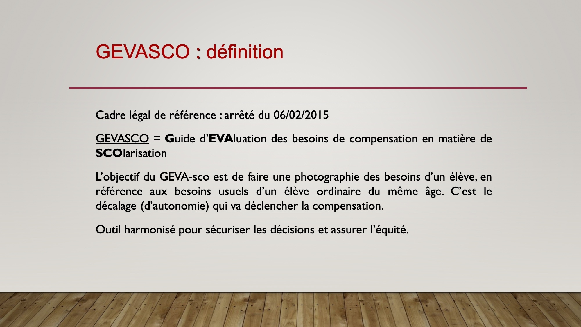 ACCOMPAGNER LES ÉLÈVES : GESTES PROFESSIONNELS, POSTURE ET